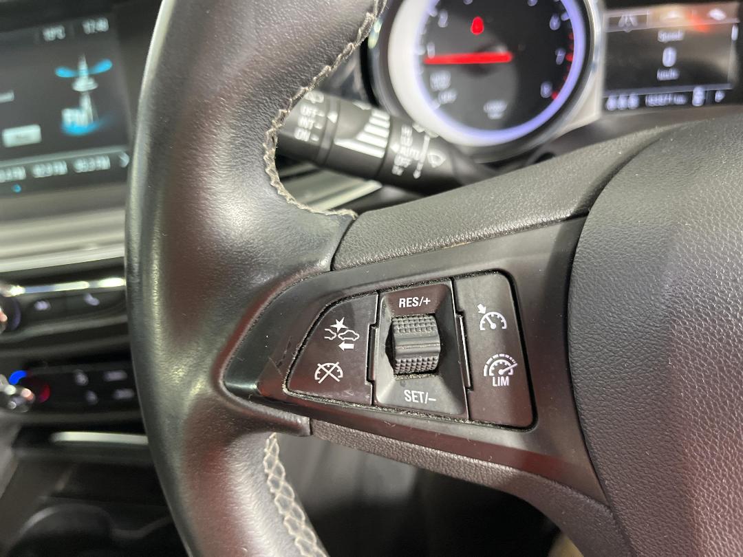 Photo '26' of Holden Commodore