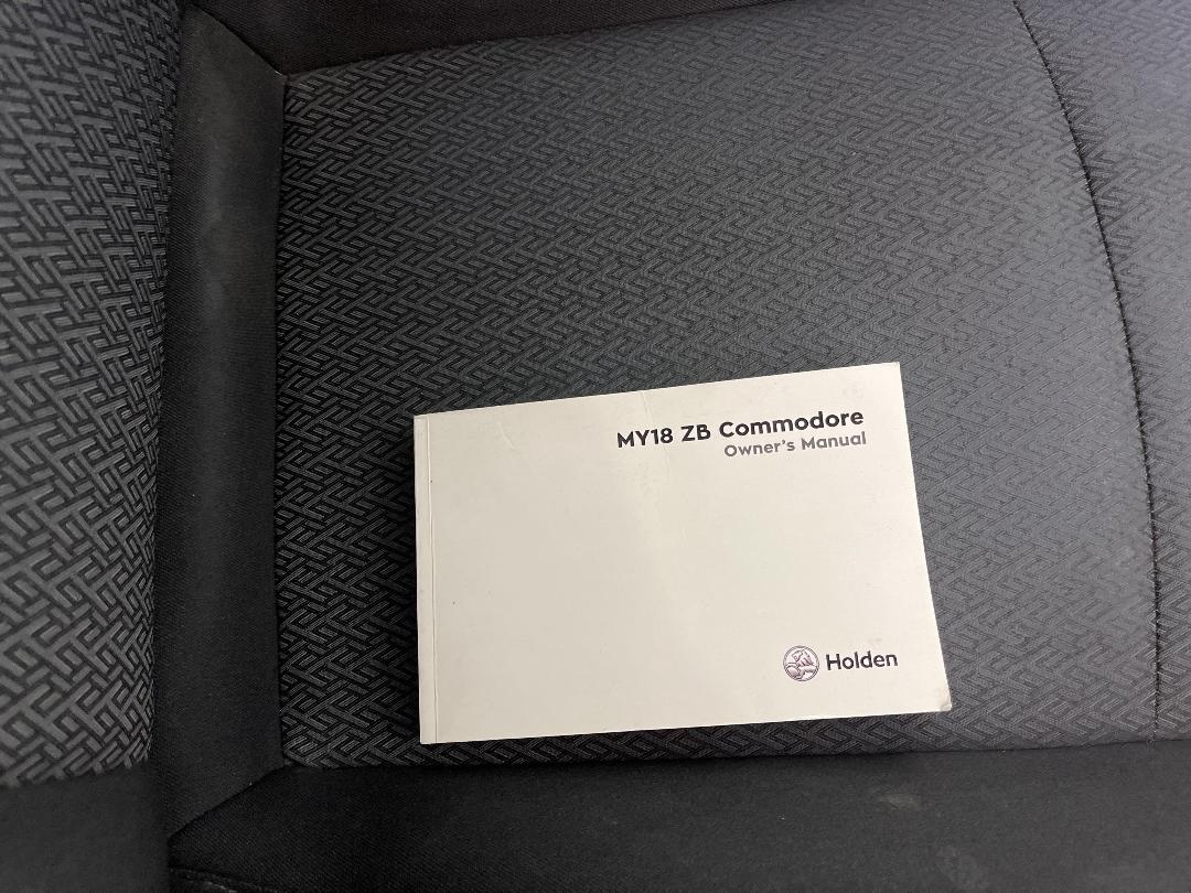 Photo '28' of Holden Commodore