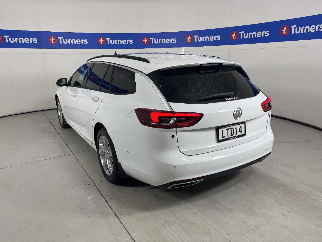 Photo '5' of Holden Commodore