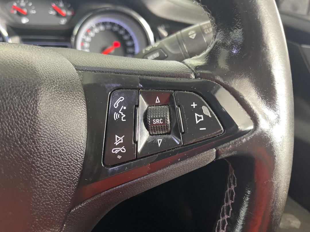 Photo '24' of Holden Commodore