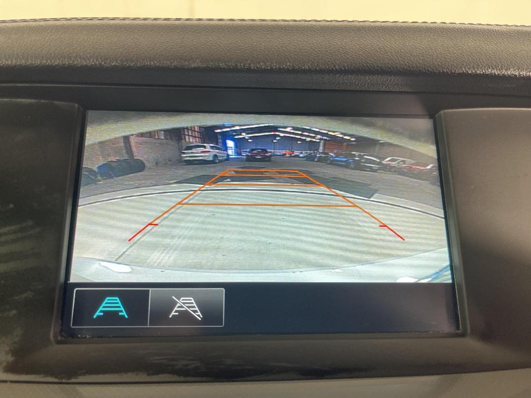 Photo '26' of Holden Commodore