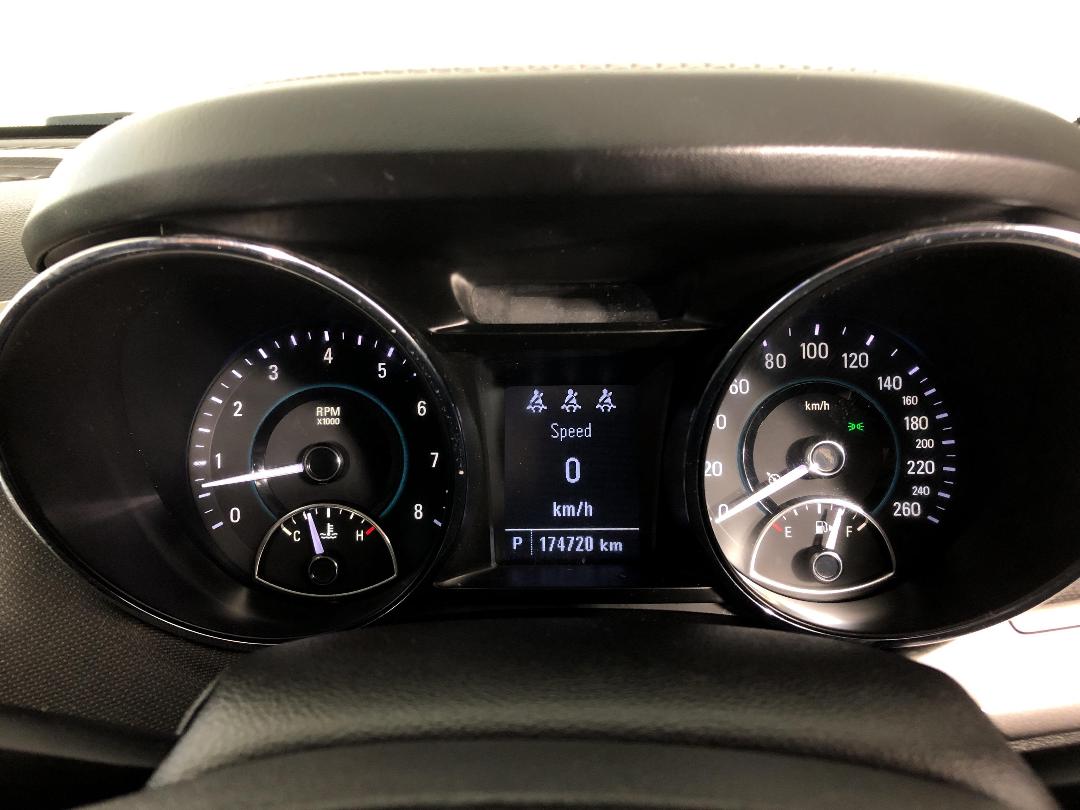 Photo '21' of Holden Commodore