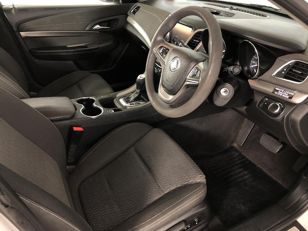 Photo '16' of Holden Commodore