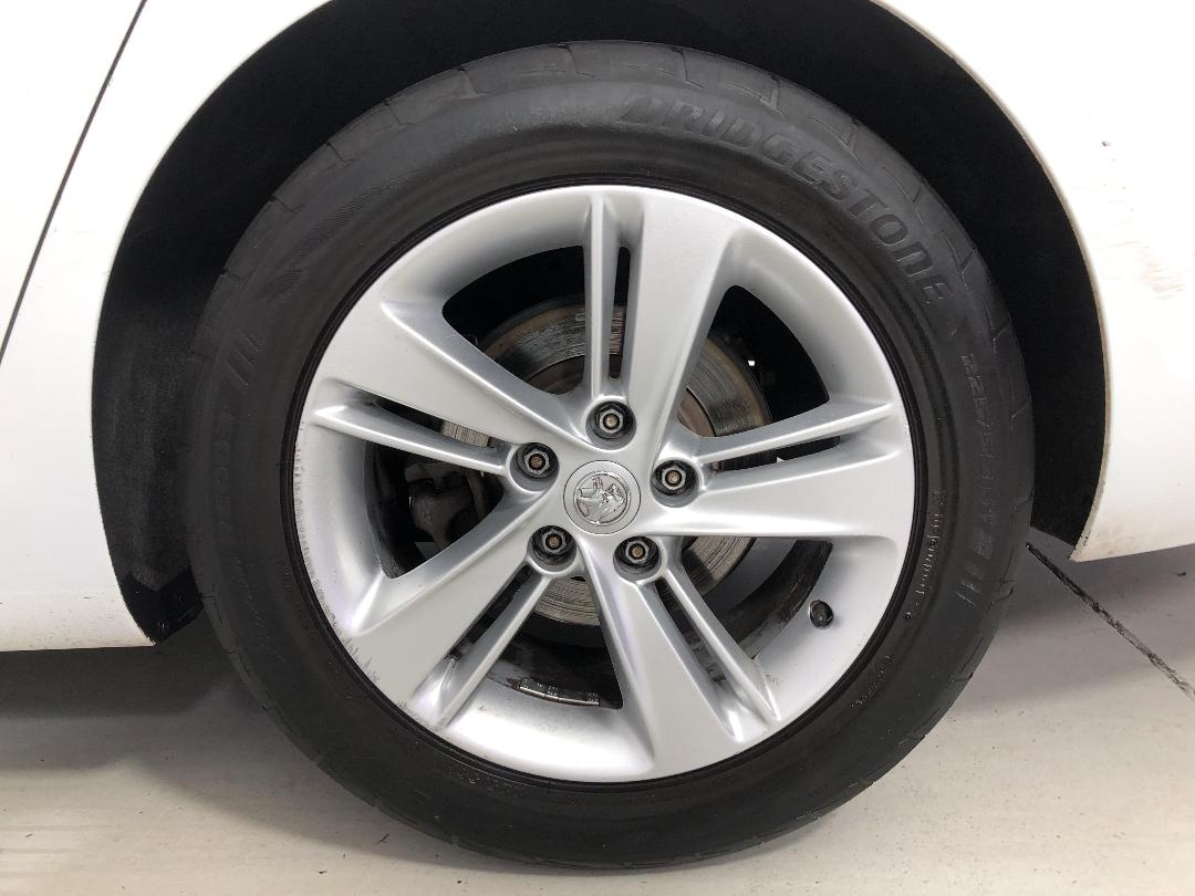 Photo '11' of Holden Commodore