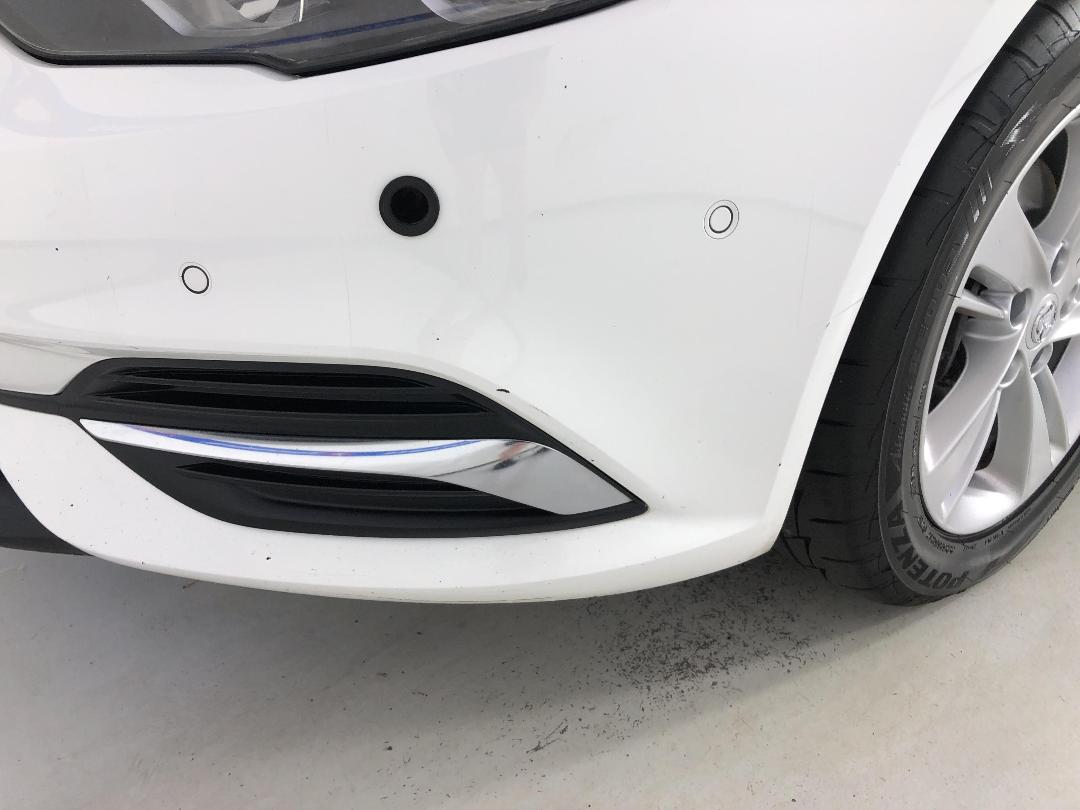 Photo '25' of Holden Commodore