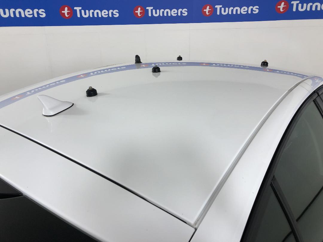 Photo '29' of Holden Commodore