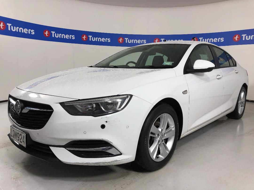 Photo '4' of Holden Commodore Photo '4' of Holden Commodore