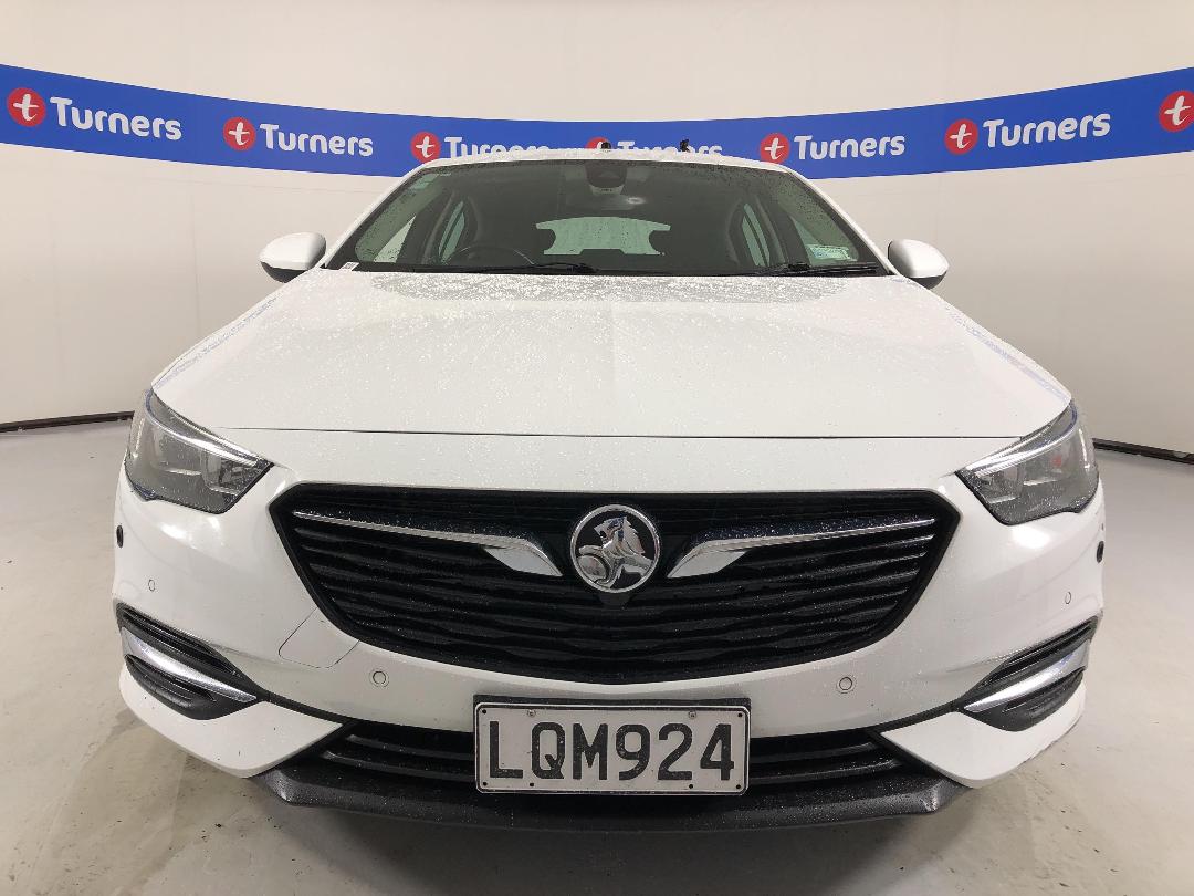 Photo '2' of Holden Commodore Photo '2' of Holden Commodore