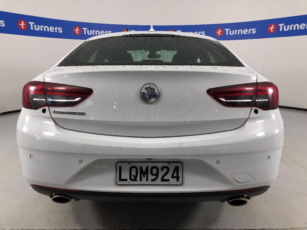 Photo '6' of Holden Commodore Photo '6' of Holden Commodore