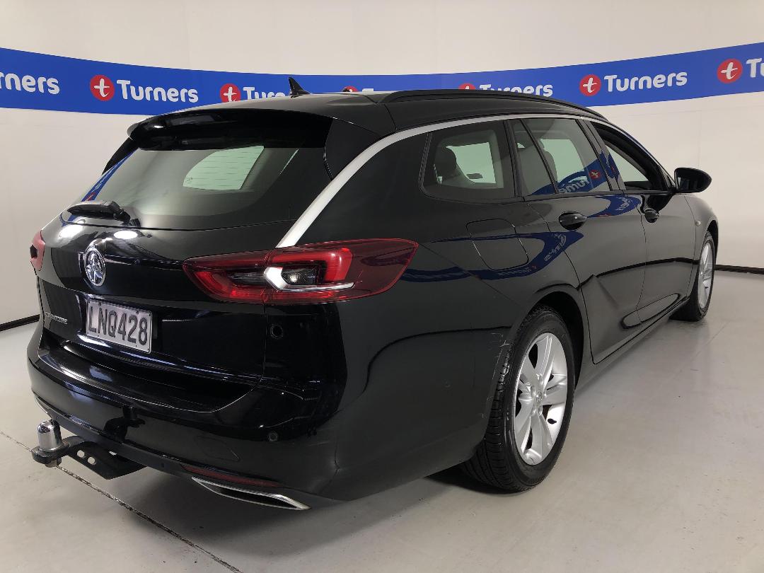 Photo '7' of Holden Commodore