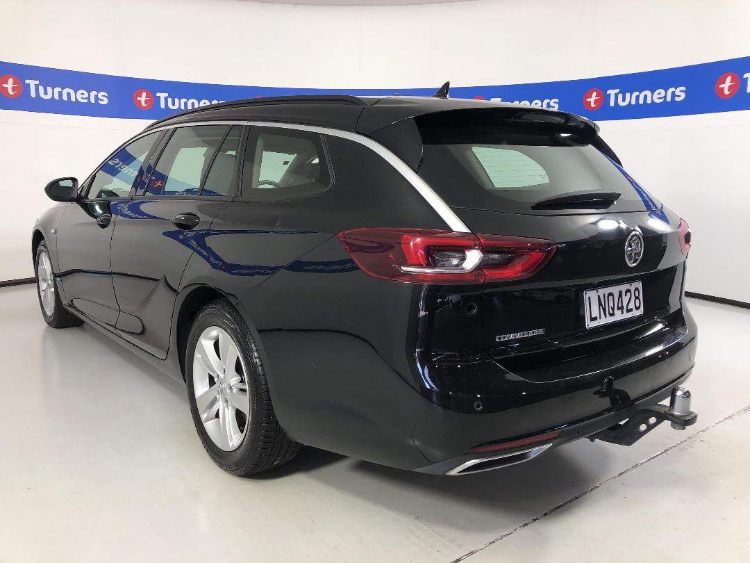 Photo '5' of Holden Commodore