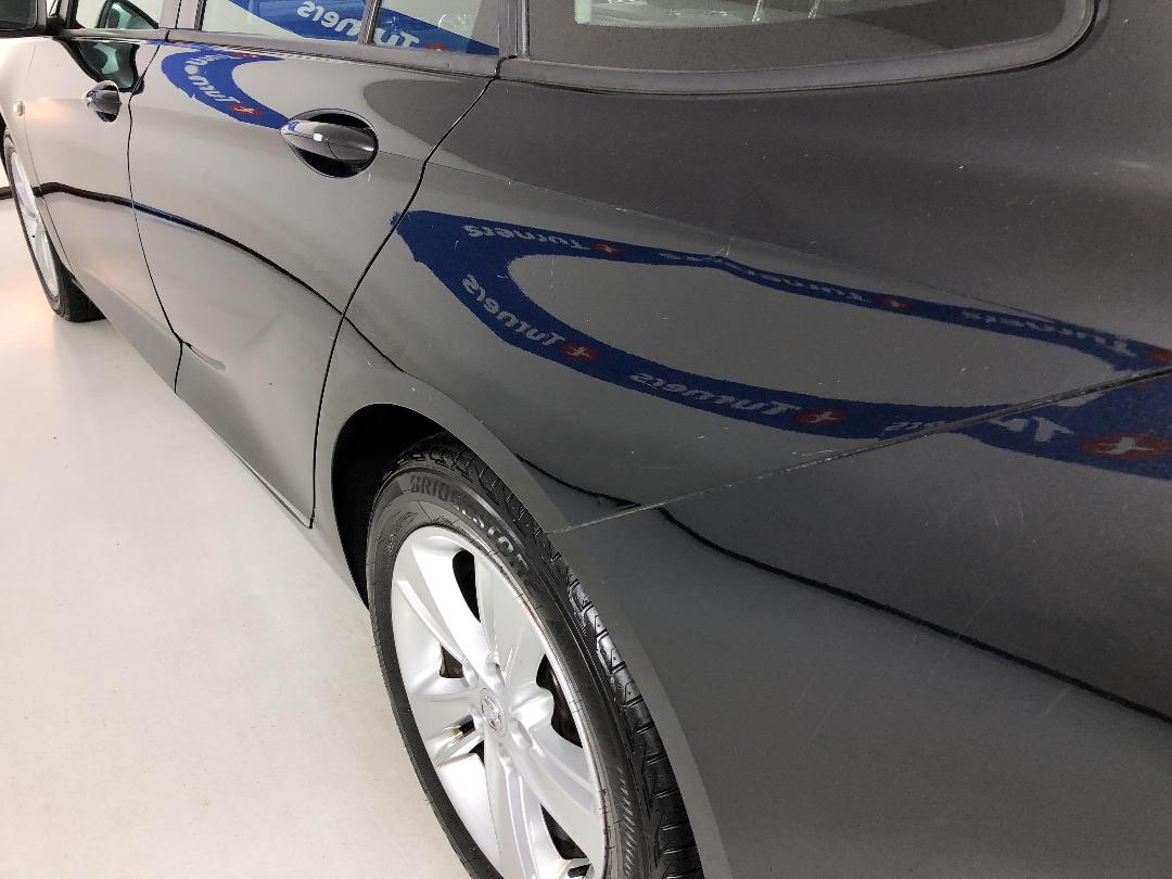 Photo '27' of Holden Commodore