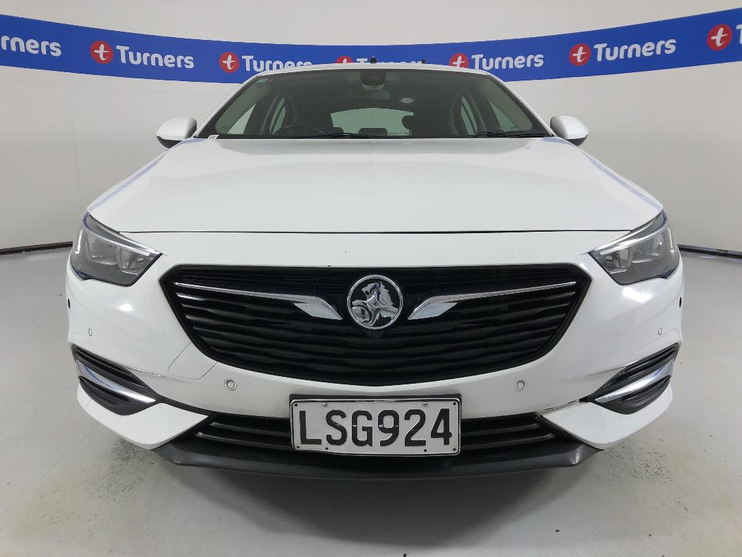 Photo '2' of Holden Commodore Photo '2' of Holden Commodore