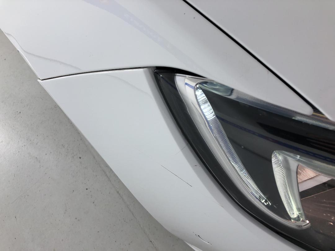 Photo '24' of Holden Commodore Photo '24' of Holden Commodore