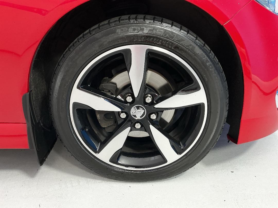 Photo '9' of Holden Commodore