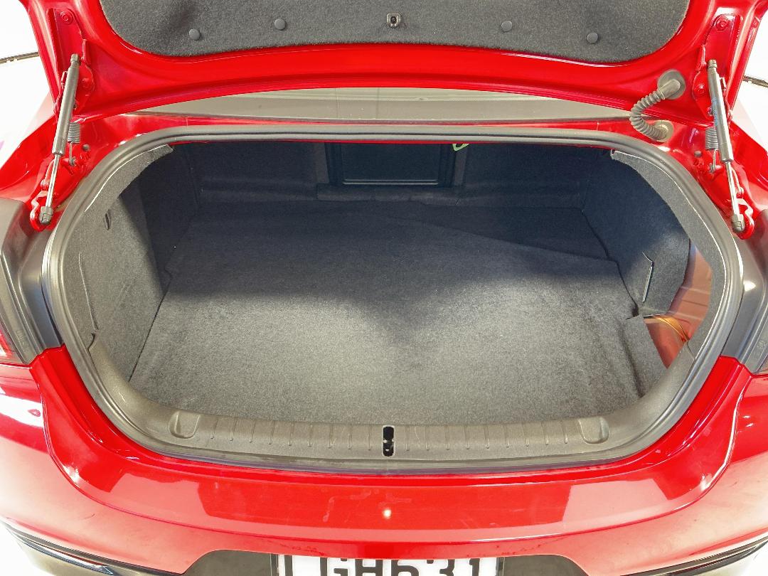 Photo '14' of Holden Commodore