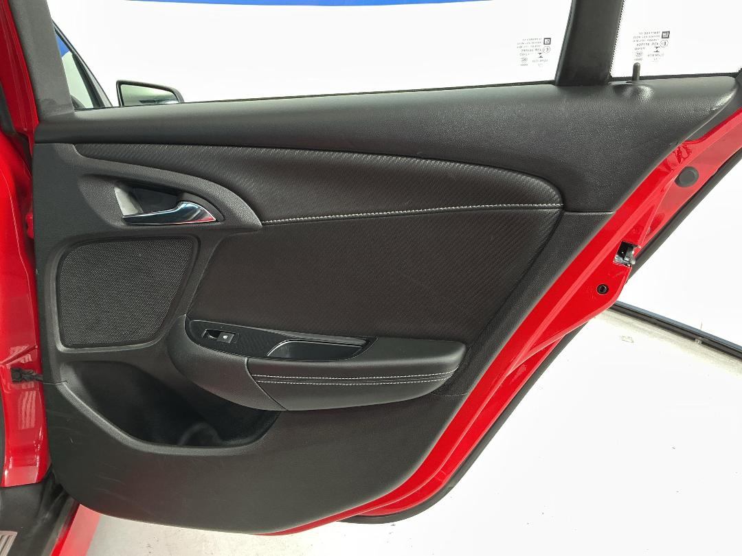 Photo '19' of Holden Commodore