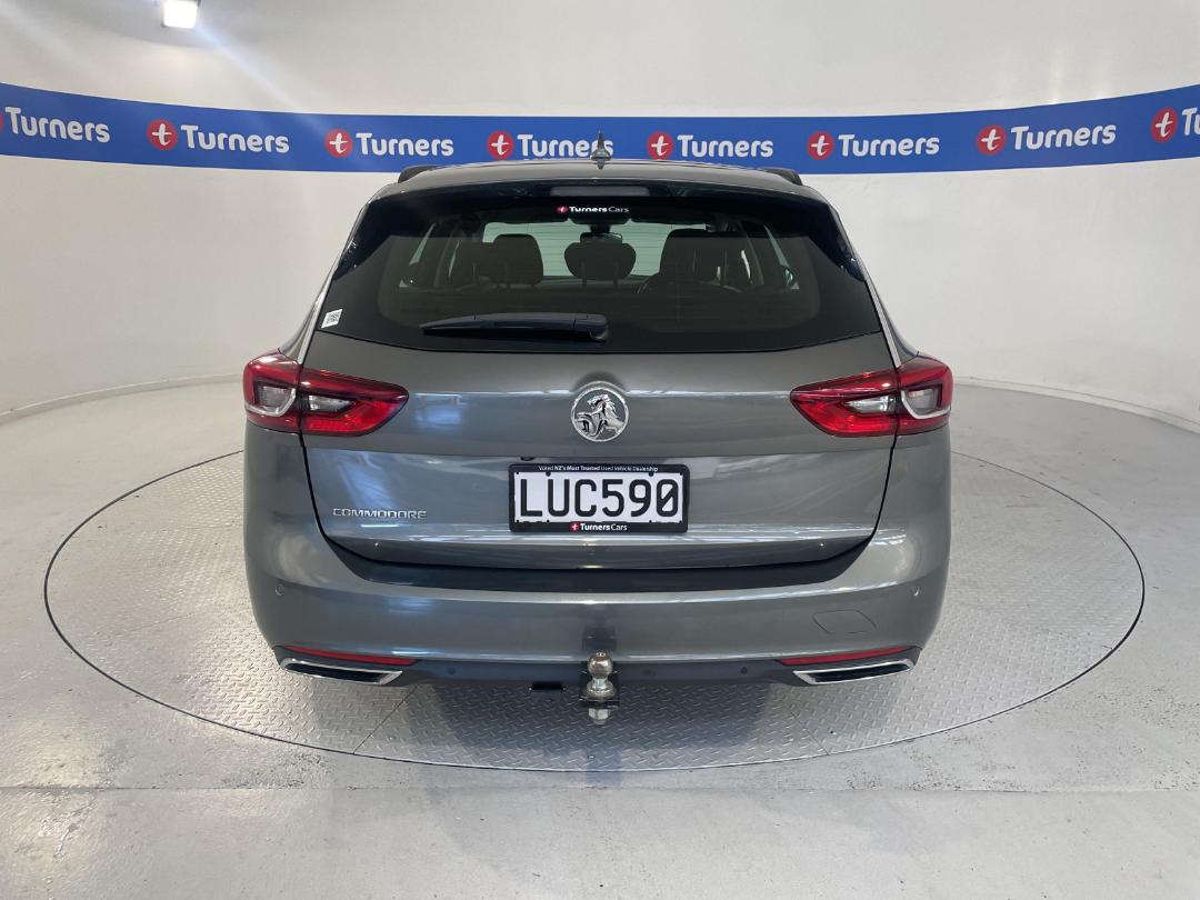 Photo '6' of Holden Commodore Photo '6' of Holden Commodore