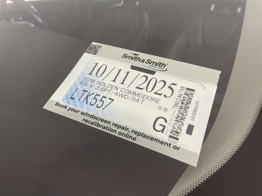 Photo '35' of Holden Commodore Photo '35' of Holden Commodore