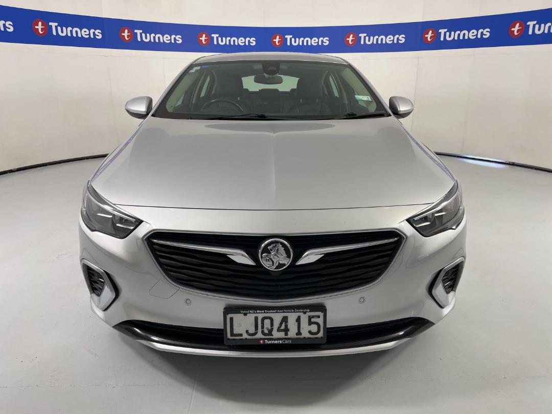 Photo '2' of Holden Commodore RS-V Photo '2' of Holden Commodore RS-V