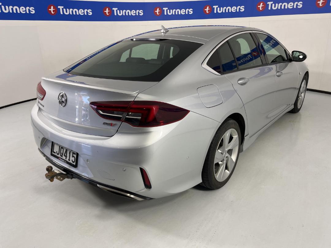 Photo '6' of Holden Commodore RS-V Photo '6' of Holden Commodore RS-V