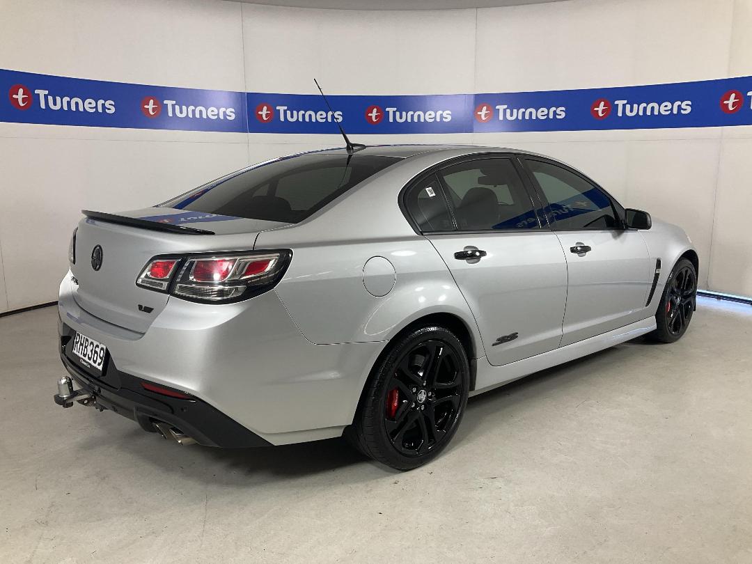 Photo '7' of Holden Commodore Photo '7' of Holden Commodore