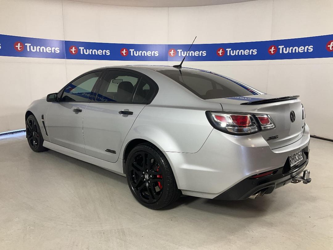 Photo '5' of Holden Commodore Photo '5' of Holden Commodore