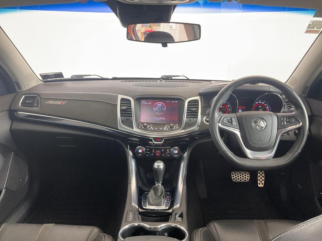 Photo '17' of Holden Commodore Photo '17' of Holden Commodore