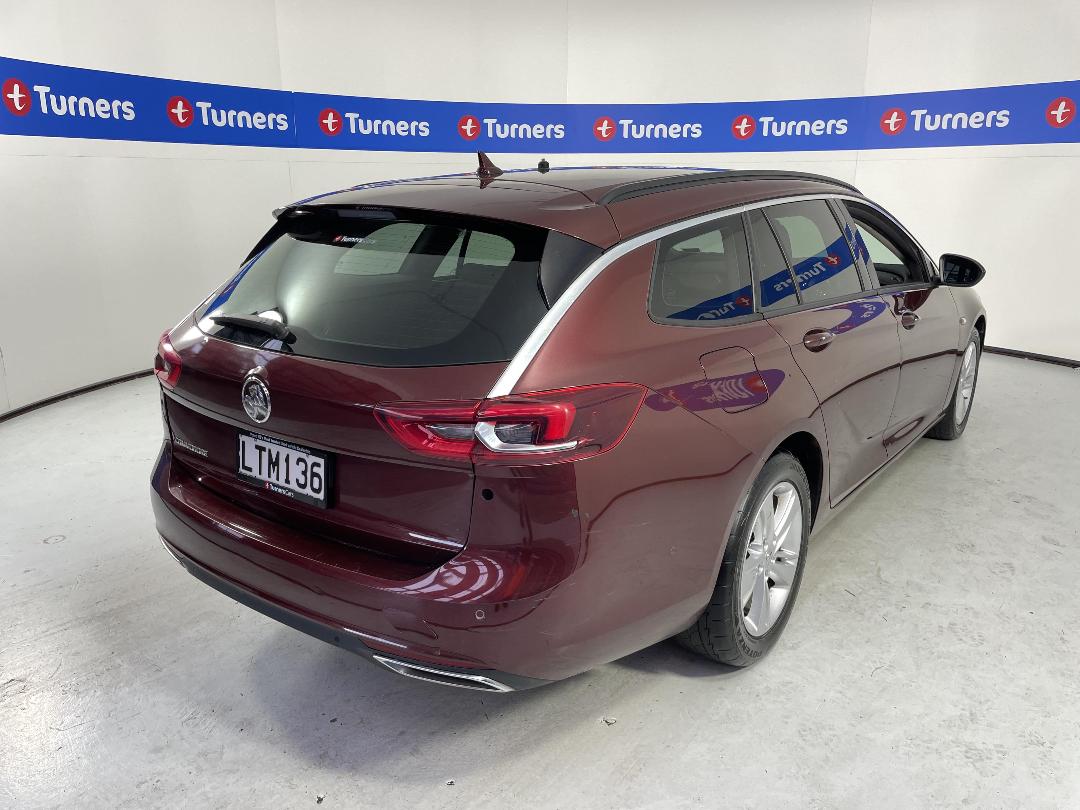 Photo '7' of Holden Commodore