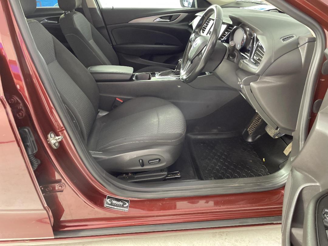 Photo '16' of Holden Commodore