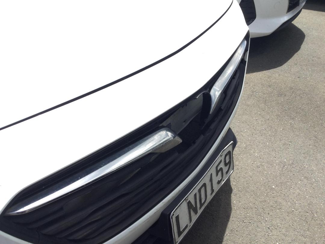 Photo '3' of Holden Commodore LT