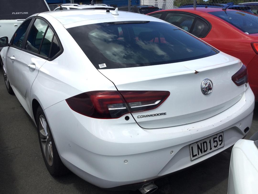 Photo '7' of Holden Commodore LT