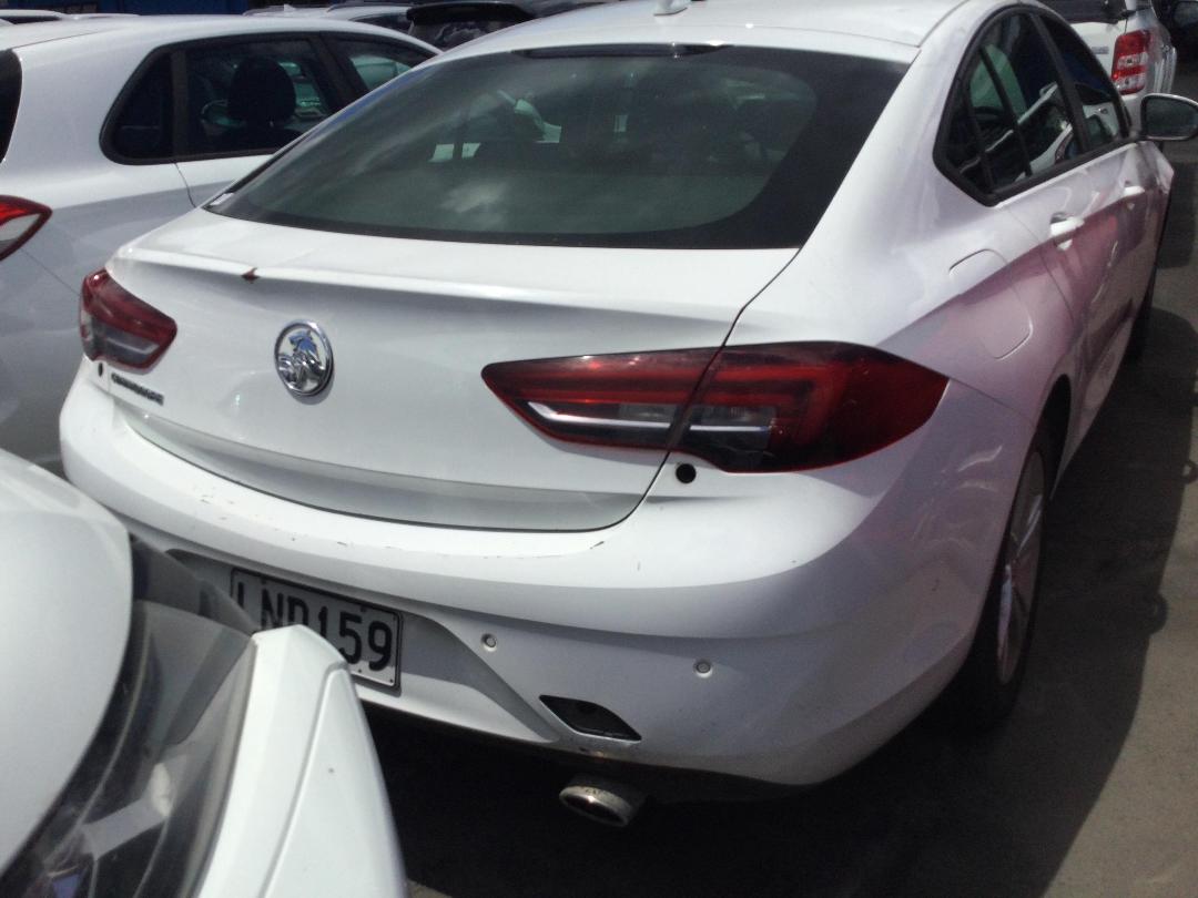 Photo '9' of Holden Commodore LT