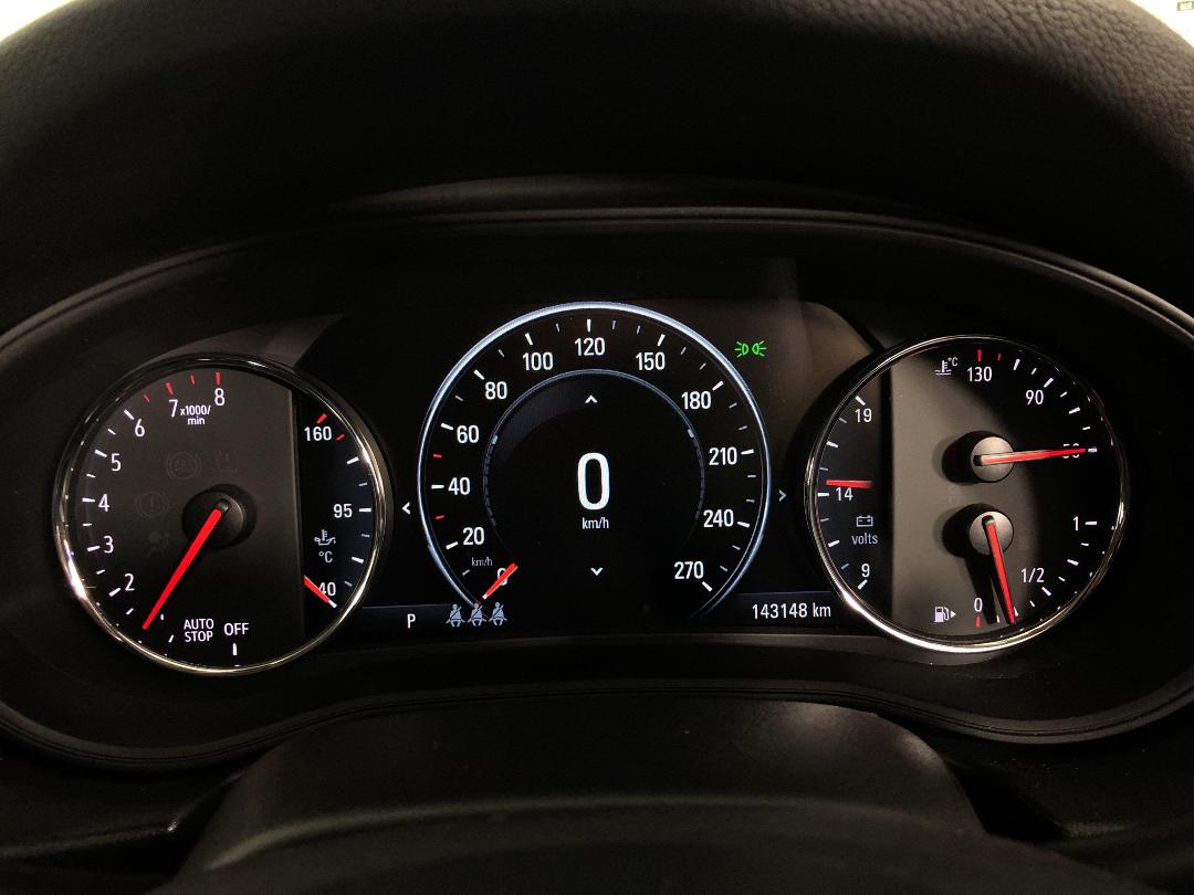 Photo '21' of Holden Commodore