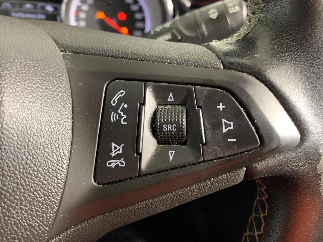 Photo '24' of Holden Commodore Photo '24' of Holden Commodore