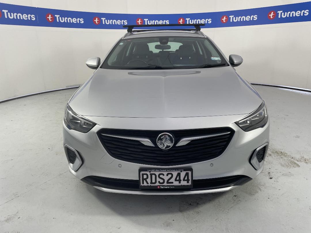 Photo '2' of Holden Commodore Photo '2' of Holden Commodore