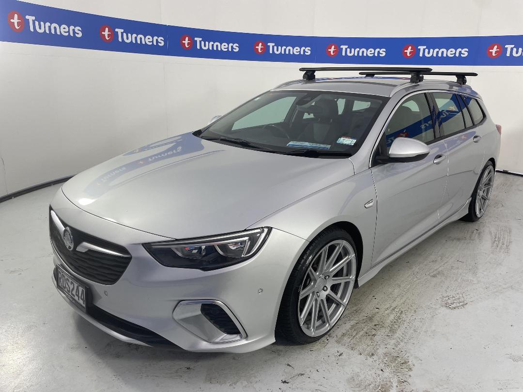 Photo '4' of Holden Commodore Photo '4' of Holden Commodore