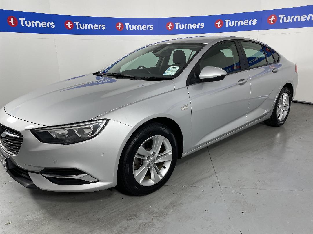 Photo '4' of Holden Commodore