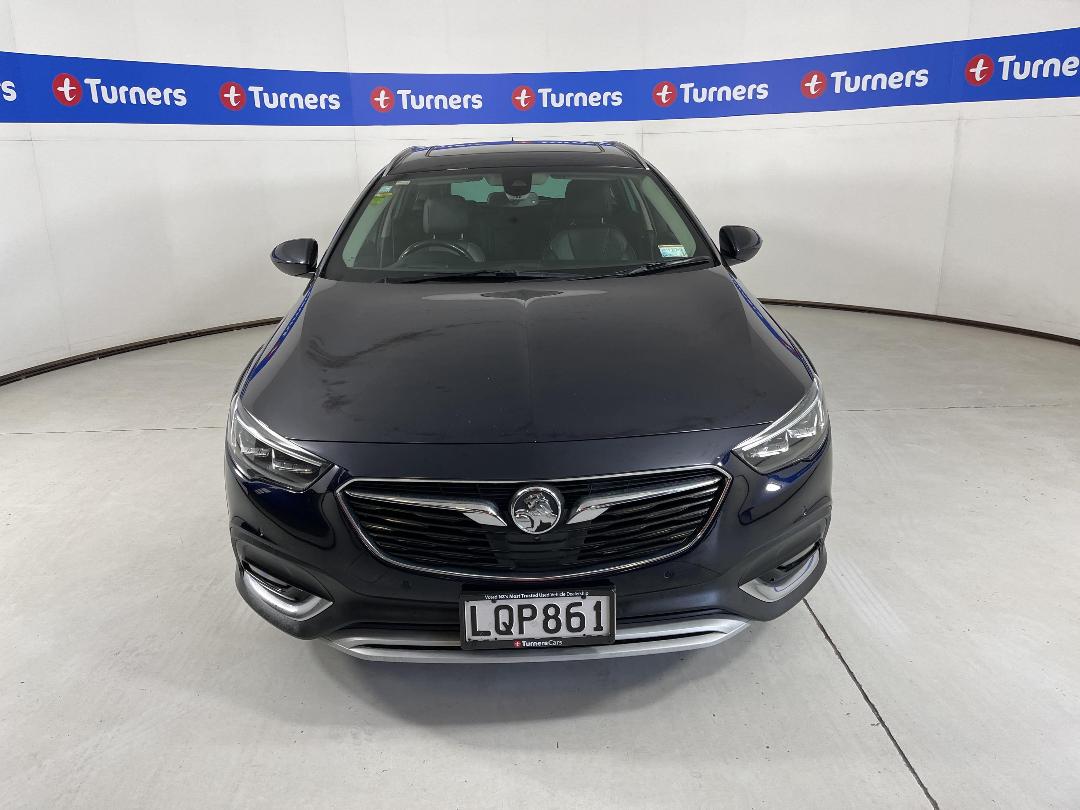 Photo '2' of Holden Commodore Photo '2' of Holden Commodore