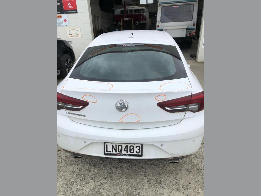 Photo '7' of Holden Commodore LT