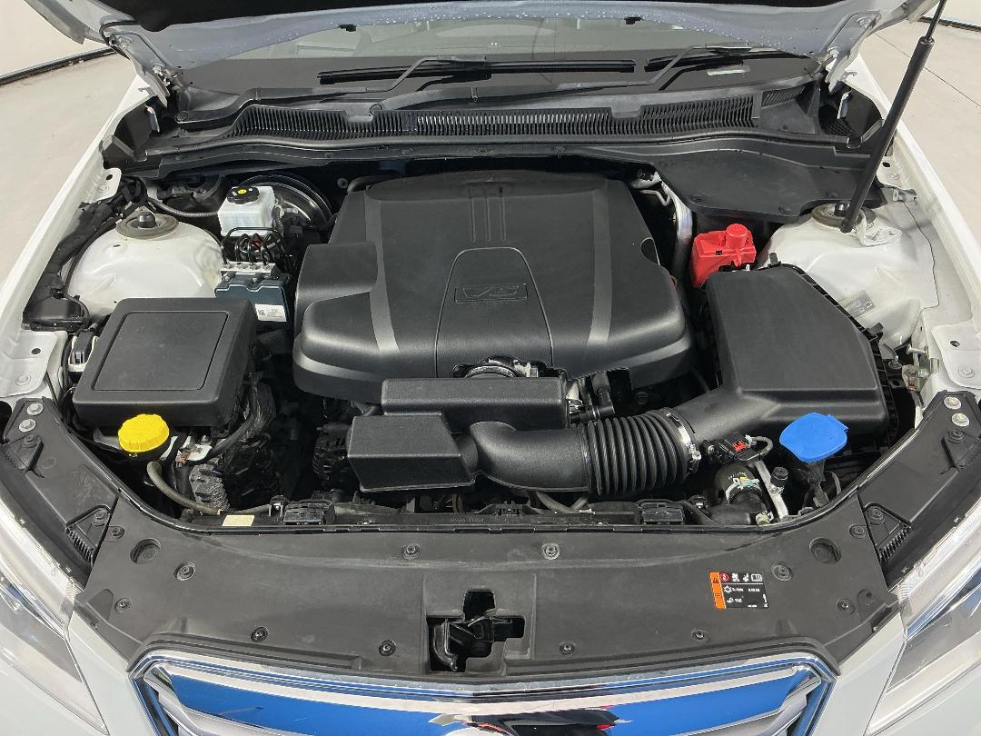 Photo '13' of Holden Commodore Photo '13' of Holden Commodore