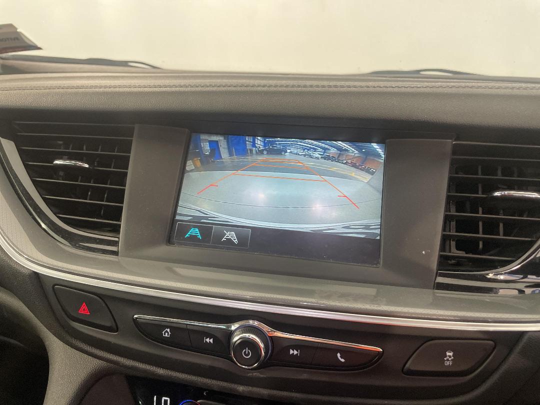 Photo '29' of Holden Commodore