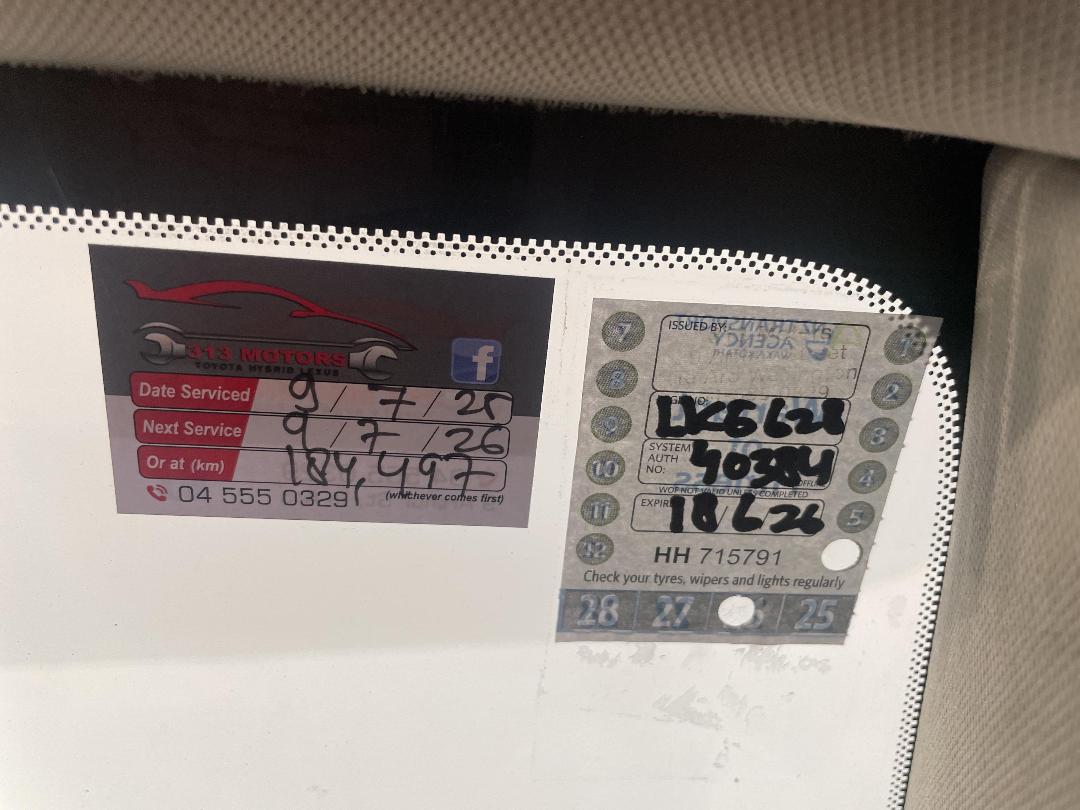 Photo '33' of Holden Commodore