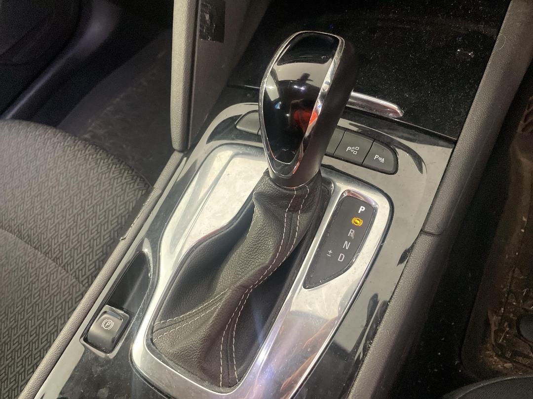 Photo '31' of Holden Commodore