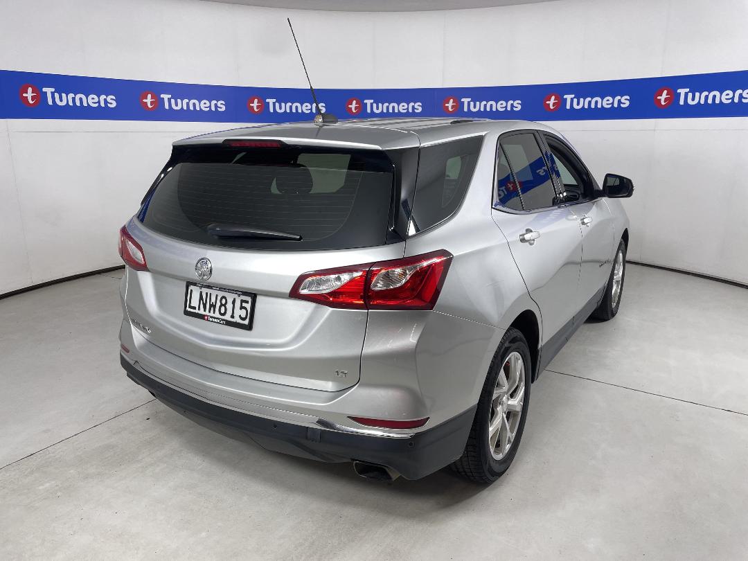 Photo '7' of Holden Equinox