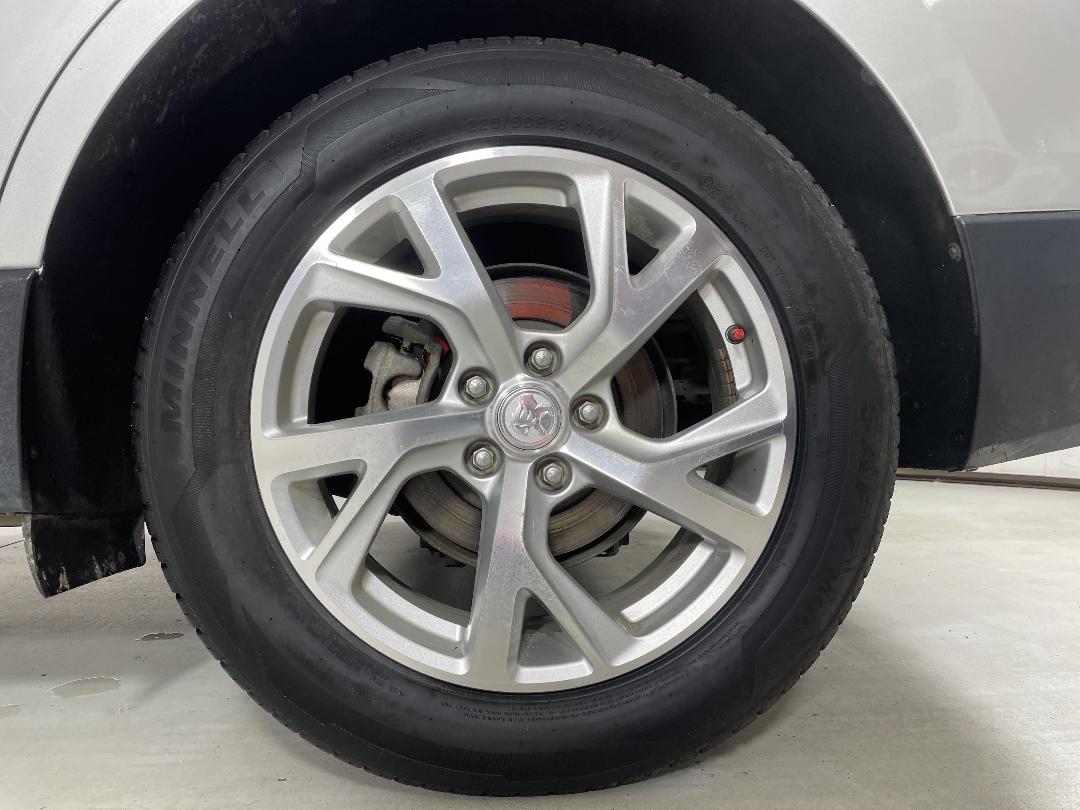 Photo '11' of Holden Equinox