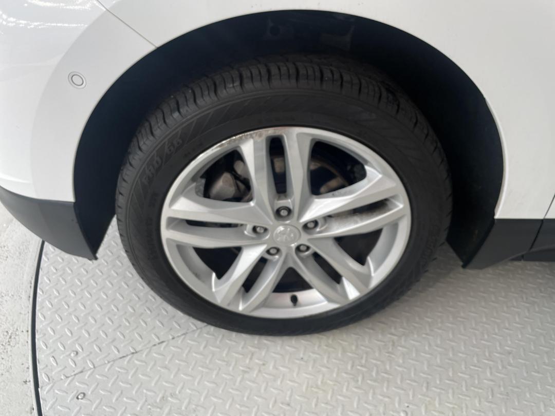 Photo '10' of Holden Equinox Photo '10' of Holden Equinox