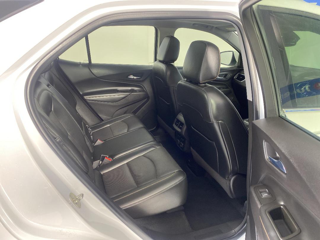 Photo '20' of Holden Equinox