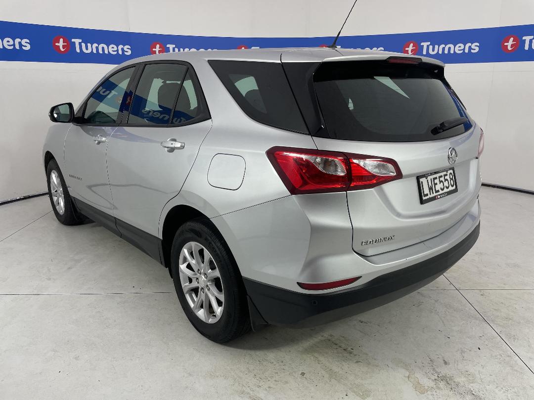 Photo '5' of Holden Equinox Photo '5' of Holden Equinox