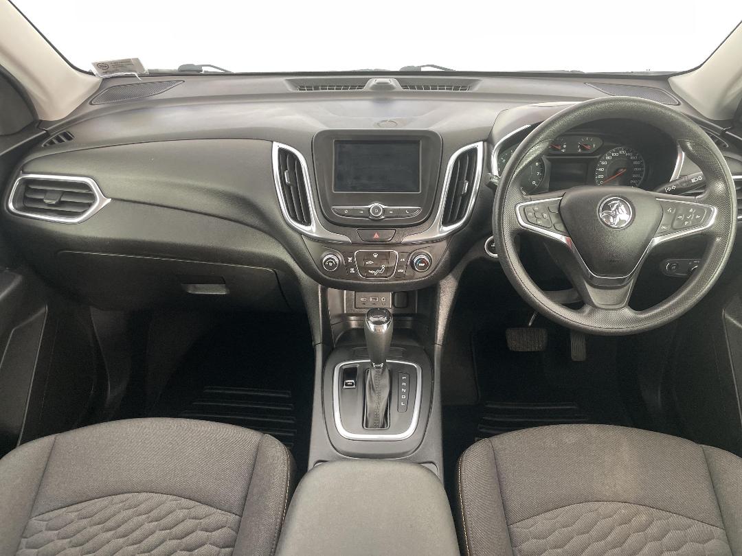 Photo '17' of Holden Equinox Photo '17' of Holden Equinox